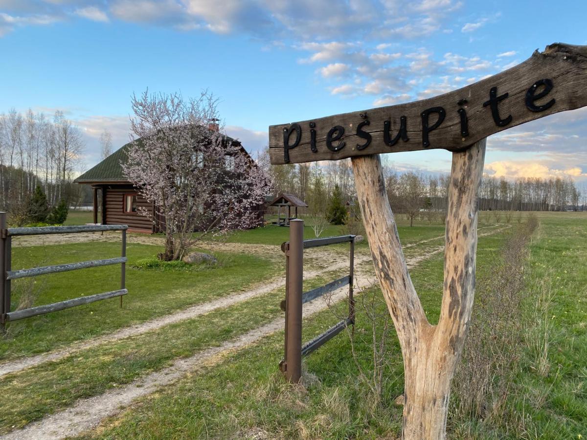 Piesupite Villa Staburags Exterior foto